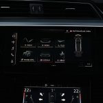 Audi E-tron 50 quattro 230 kW / DRIVE SELECT / VZDUCH. PODVOZOK / PANORAMA