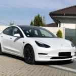 Tesla Model 3 PERFORMANCE SOH 92% ÚPLN. SERVISKA AMD RYZEN 79 kWh 4×4 513 PS
