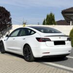 Tesla Model 3 PERFORMANCE SOH 92% ÚPLN. SERVISKA AMD RYZEN 79 kWh 4×4 513 PS